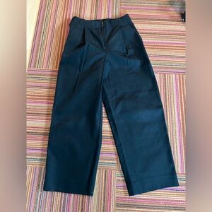 Banana Republic Barrel Leg Pants – Thick Cotton – Size 0